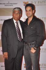 at DY Patil Awards in Aurus on 13th Nov 2011 (100).JPG